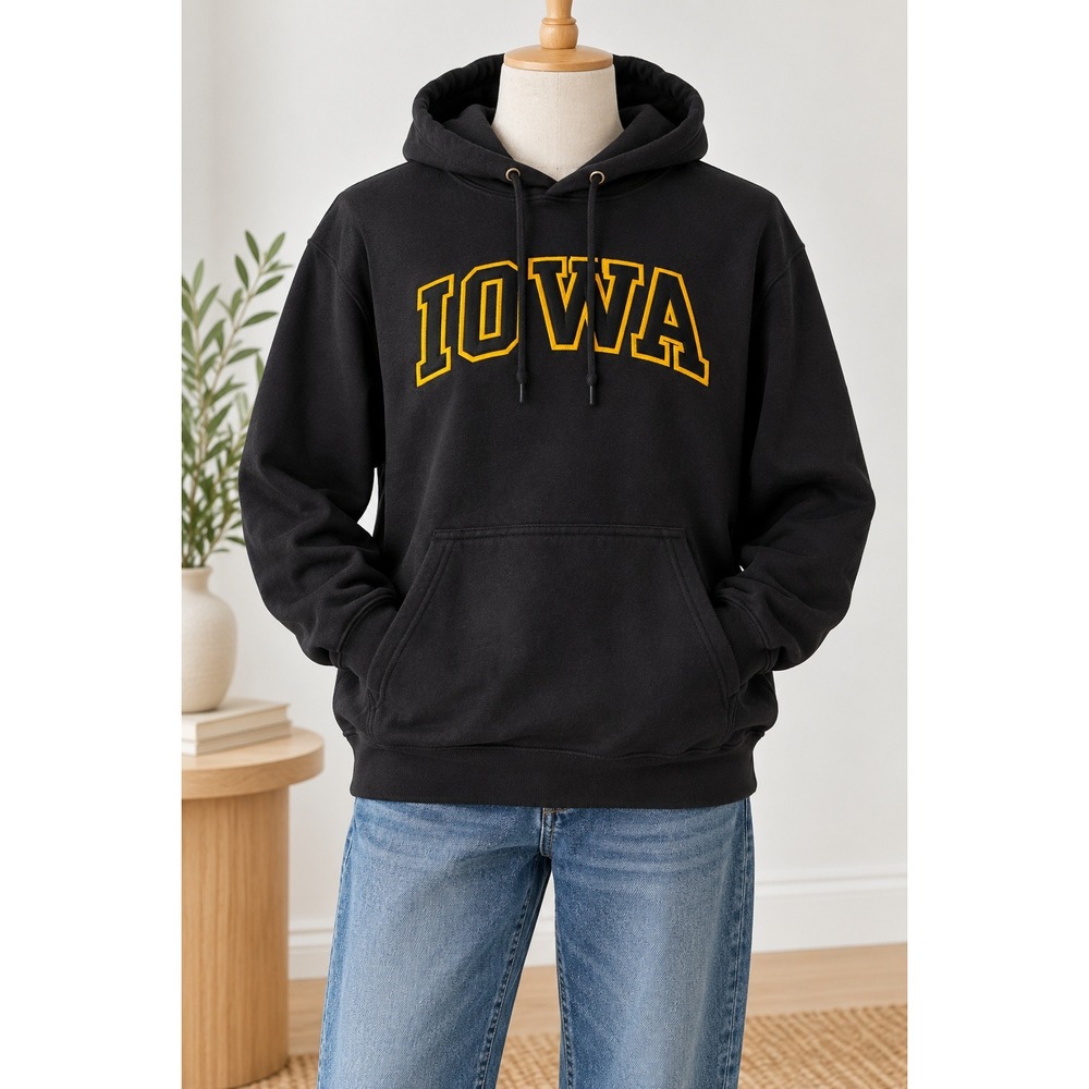 Iowa Hawkeyes Pullover Hoodie Mens Black Yellow Spellout Sweatshirt Large